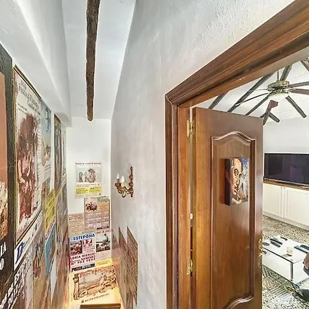 Picasso Studio 2 People Town *
