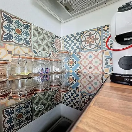 Apartment Picasso Studio 2 People Town *