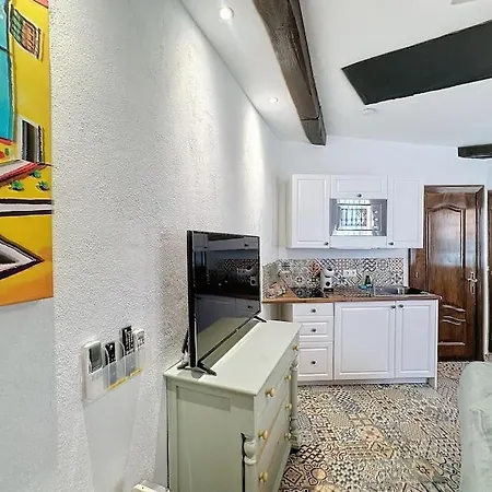 Apartment Picasso Studio 2 People Town Estepona